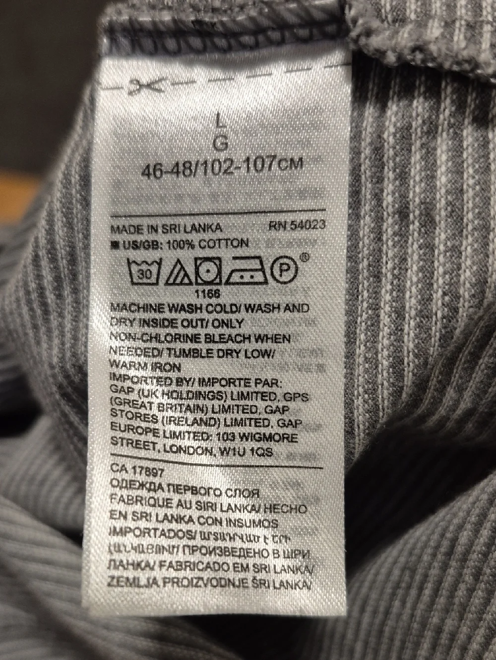 BANANA REPUBLIC Men's Long Sleeve Striped Comfy 100% Cotton Tee, Gray Sz L
